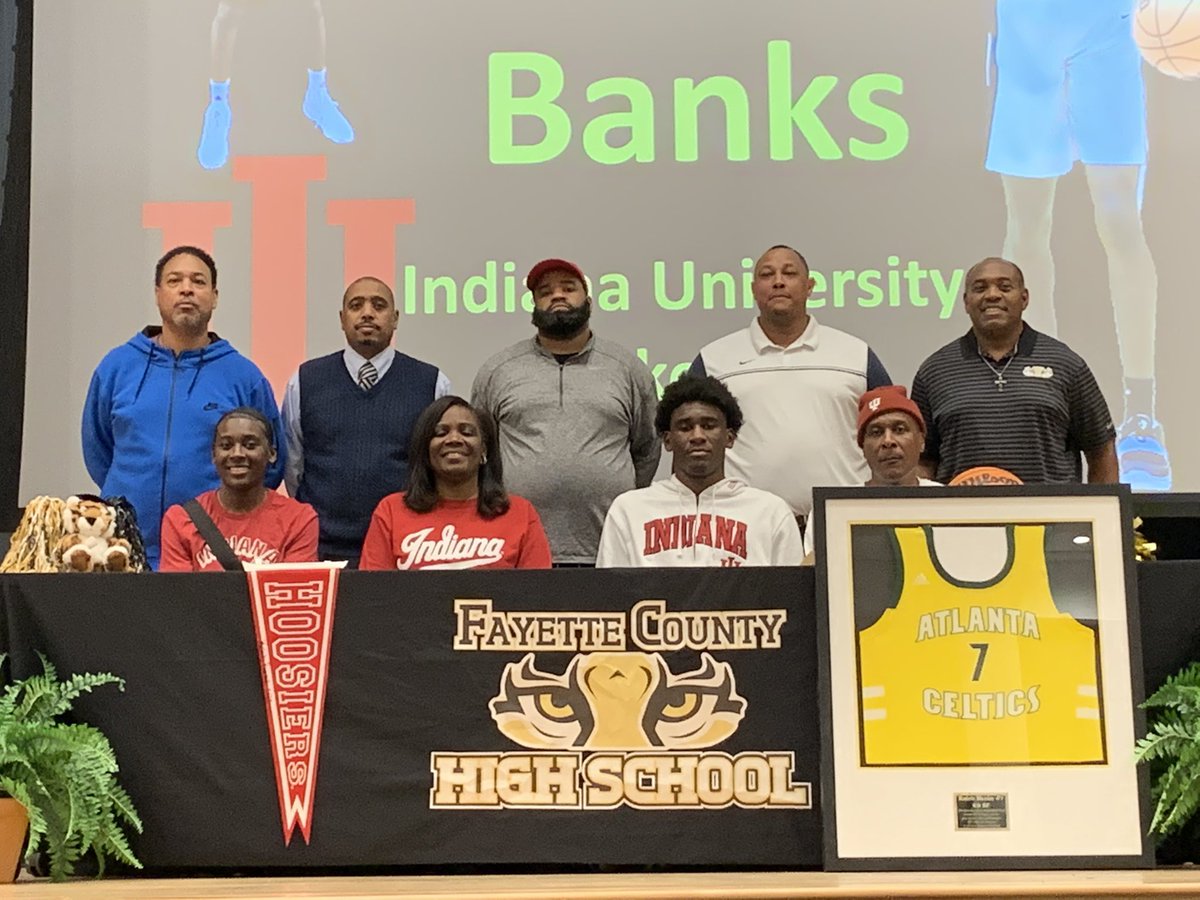 FCHSTigers's tweet photo. A Tiger #ROAR and Congratulations to @Kalebb_3 ! He is headed to @IndianaUniv to ball out! #WeAreFayette are proud of Kaleb ~ #SOAR #ROAR and exemplify #ExcellenceInAllWeDo with #TigerPride ⚫️🟡🐅🔥 @FCHSTIGERSPORTS @fcboe @wbankskendra https://t.co/emKsvXWQql