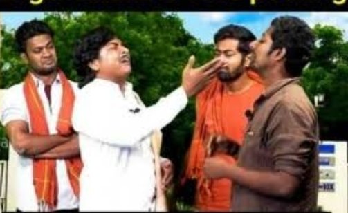 avmbaskaran's tweet photo. @GowriSankarD_ டேய் காமராசு, இங்க வரும் பயலுகளுக்கு செருப்பு இல்லாம வர சொல்லு, நான போன முறை வரப்போ செருப்பு ஒன்னு பறந்து வந்துஜு, 😂 https://t.co/PDh5hV0iI3