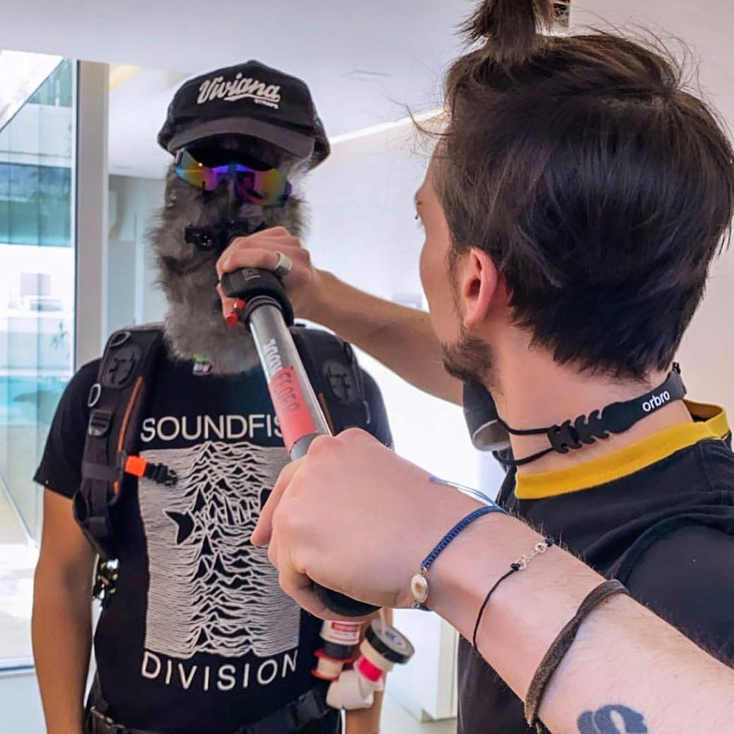 Avid's tweet image. 🔊 CAPTION THIS
📷 instagr.am/soundfishsrl

#sound #soundonset #recording #boomoperator #audio #setlife #microphone