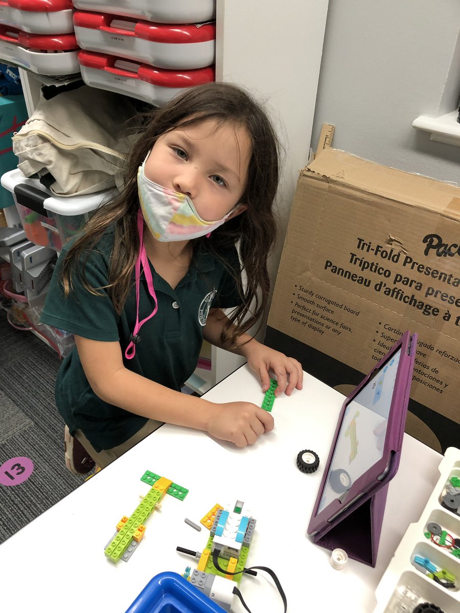 PineCrestAux's tweet image. Wednesdays are for our #PCGrade1 WeDo #PCRobotics #PCEnrichment Program!  Ss use hands-on exploration to design and program robotics using LEGO’s WeDo system. WeDo robotics offers Ss the opportunity to enhance coding and engineering skills. #PCFutureReady