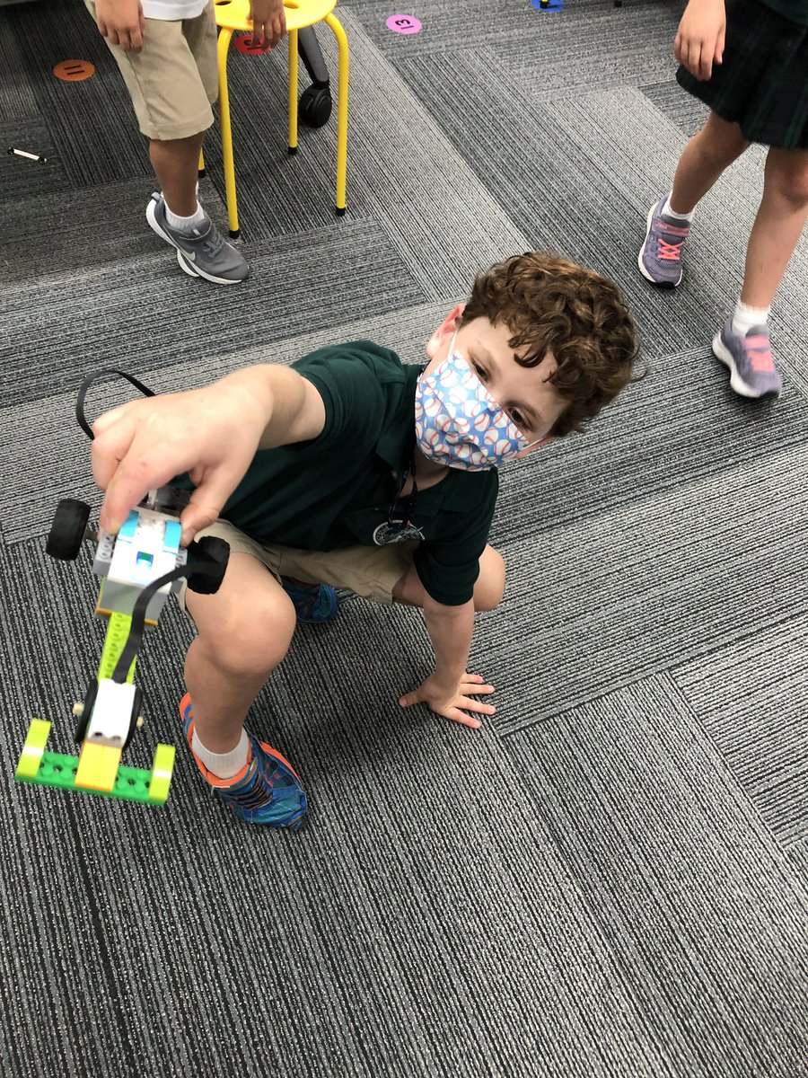 PineCrestAux's tweet image. Wednesdays are for our #PCGrade1 WeDo #PCRobotics #PCEnrichment Program!  Ss use hands-on exploration to design and program robotics using LEGO’s WeDo system. WeDo robotics offers Ss the opportunity to enhance coding and engineering skills. #PCFutureReady