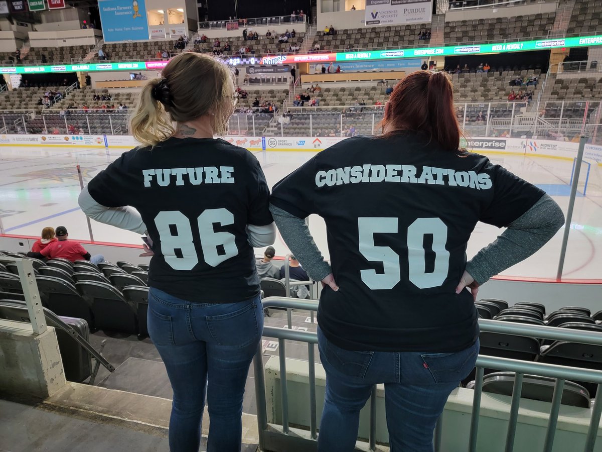 BauerleNicole's tweet photo. I hope all these @IndyFuel trades pay off. I do love players with excessively long names. 🏒😎
#fuelify #fuelthefire #futureconsiderations https://t.co/fxEGu2DUdx