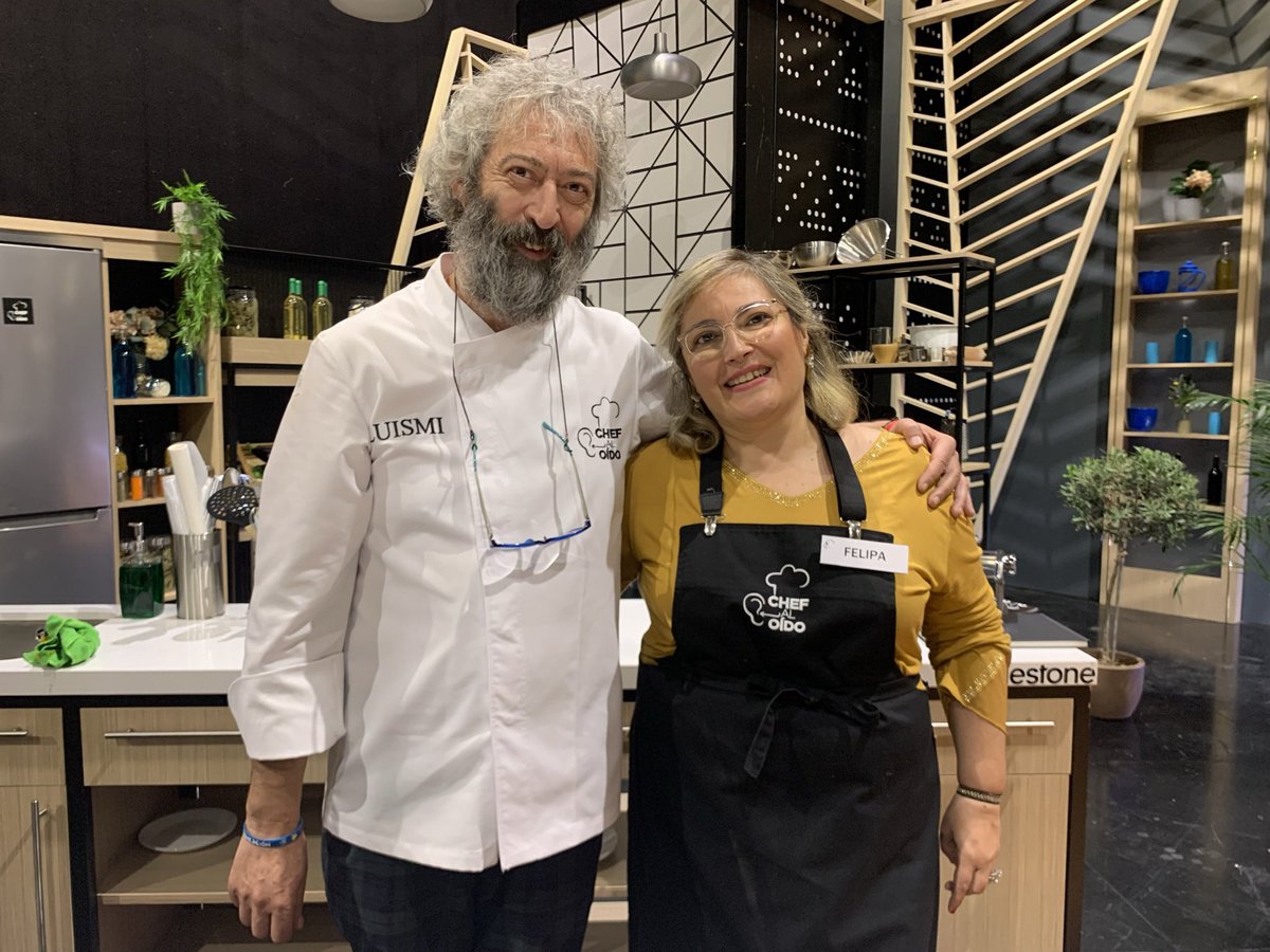 El sudor ha tenido su recompensa y Luismi López y la novata Felisa se convierten en los últimos ganadores de #ChefAlOido 

¡Gracias por vuestro esfuerzo! 🙌🏻