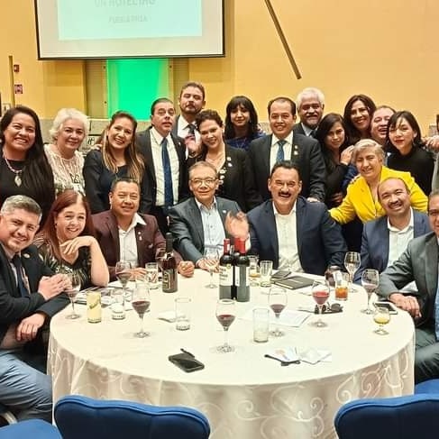 abrajan9's tweet photo. Un gusto participar en la sesión mensual  de la Asociación de Clubes de Servicio del Estado de Puebla,   felicito a la Dra. Margarita Tlapa por abordar el tema de la Importancia de la biodiversidad en la zona metropolitana de Puebla en relación a la Agenda 2030. https://t.co/yk1Ac0Kcg4