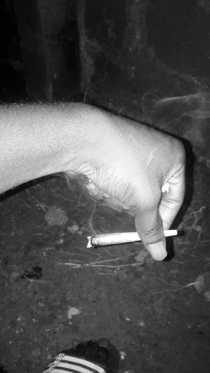 BlackTechie420's tweet photo. Don’t criticize it for it preserves the humanity in me 🖤💯
#CannaWay #EndSars #Mmemberville #KeepItOn https://t.co/Ly1Se7IeL2
