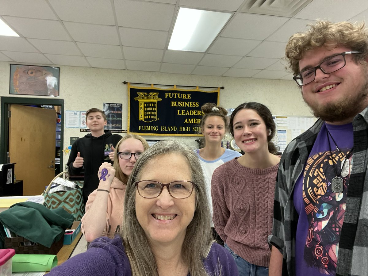 FIHSBusiness's tweet photo. FBLA recognized March of Dimes Prematurity Awareness day by spreading the word with flyers an announcement and wearing purple. @MarchofDimesFL @FloridaFBLA_PBL @ClayCTE @FIHSBusiness @fi_fbla https://t.co/UM9qF0nAGG