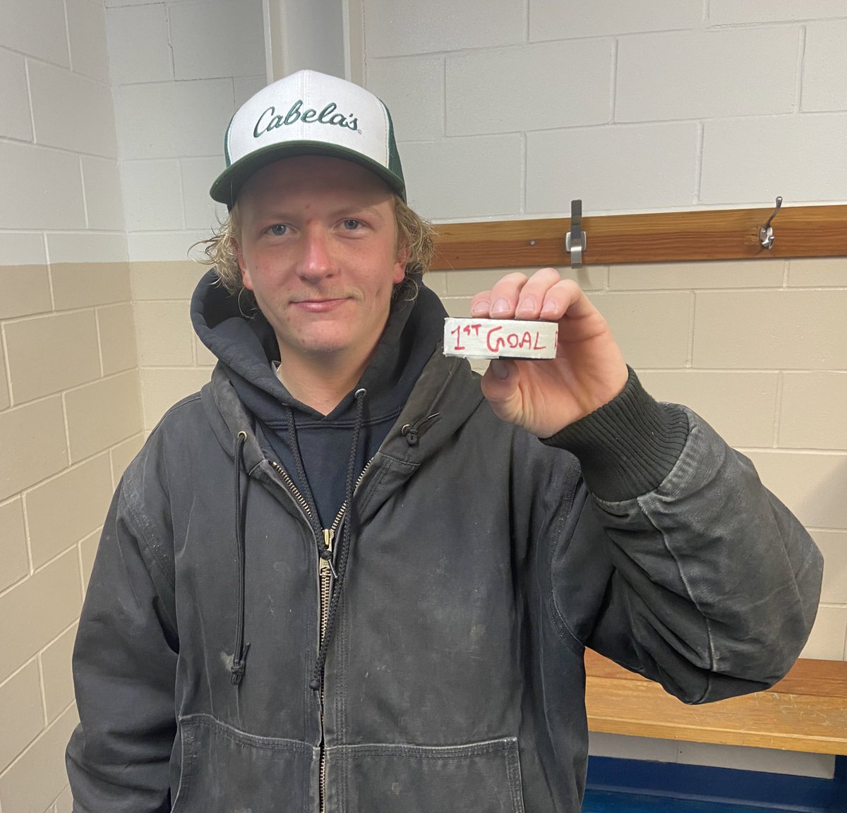 JokeritArmyHC's tweet photo. Army blow 6-1 advantage and fall 9-7 to @bigdaddyd313 and the Punishment. Much more Russian gas needed to hold lead. Tanner Pug score first goal in Army history and avoid Siberian Gulag. #spaciba https://t.co/BmblFTuiag