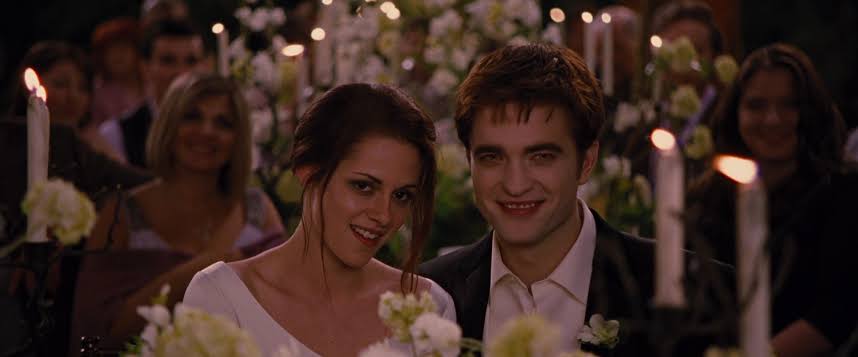 archivetwilight's tweet photo. 10 years ago The Twilight Saga: Breaking Dawn Part 1 was released. (November 18, 2011) https://t.co/2pR1OSfpMf