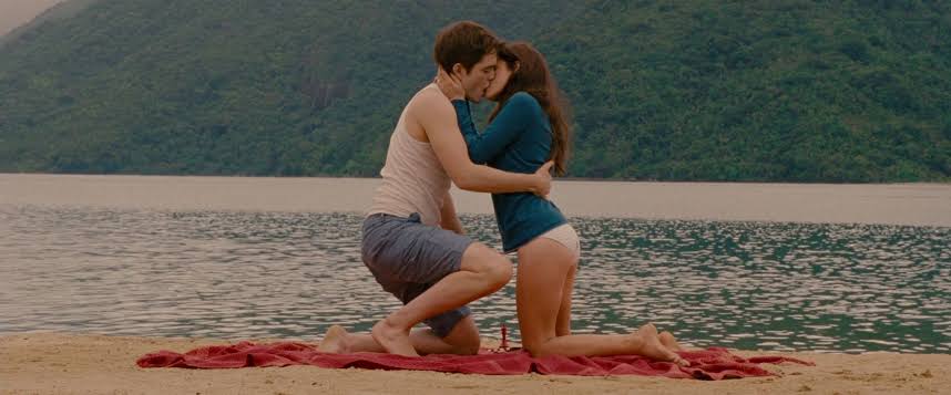 archivetwilight's tweet photo. 10 years ago The Twilight Saga: Breaking Dawn Part 1 was released. (November 18, 2011) https://t.co/2pR1OSfpMf