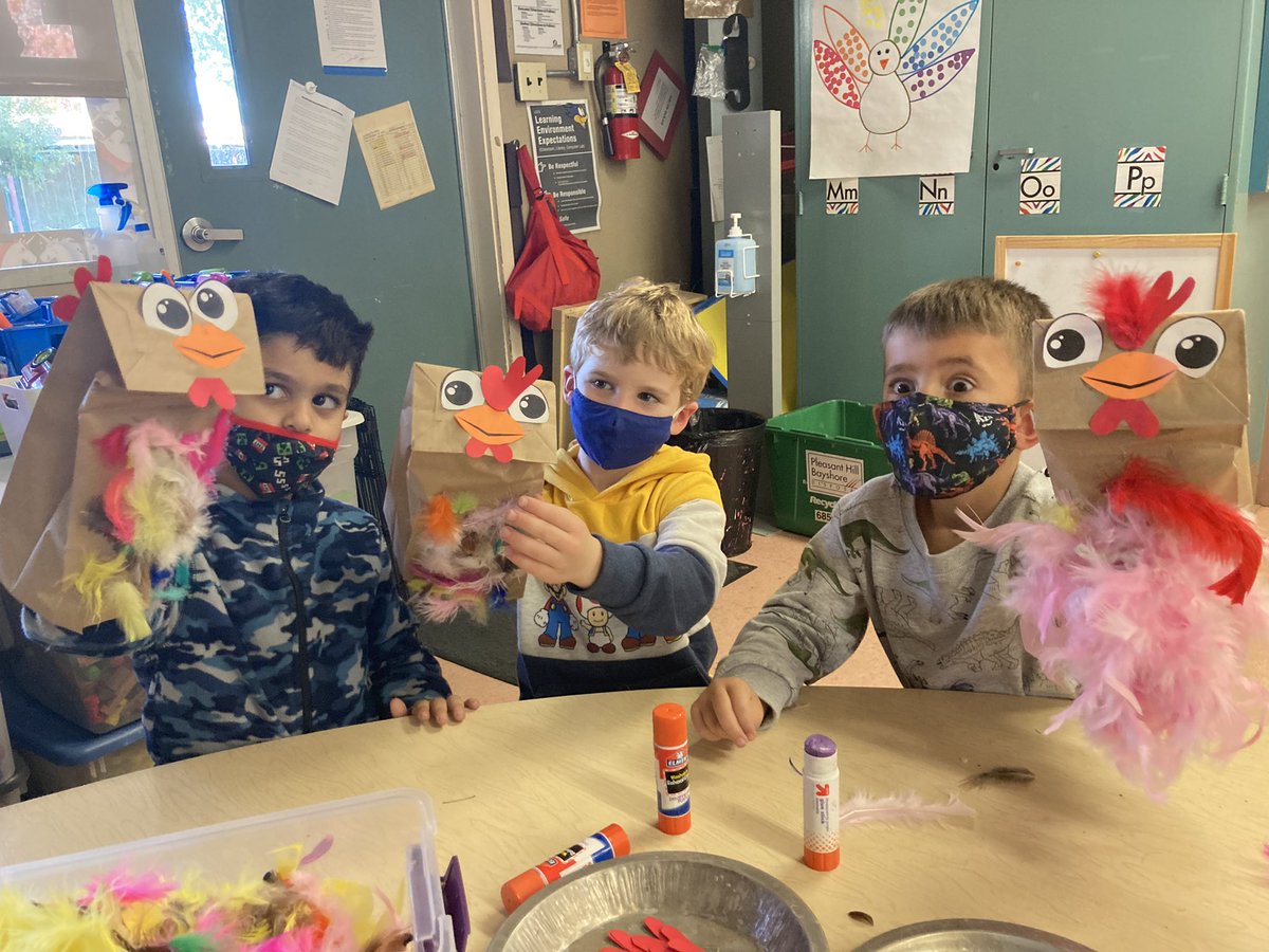 JadeUrenda's tweet photo. We all know that a baby chicken is called a chick but did you know that a baby turkey is called a poult? 

We’ve had a great week in TK learning about our feathered friends. 🦃🐓

@jseroadrunners #urendasunicorns https://t.co/mvvBWf3Mg4