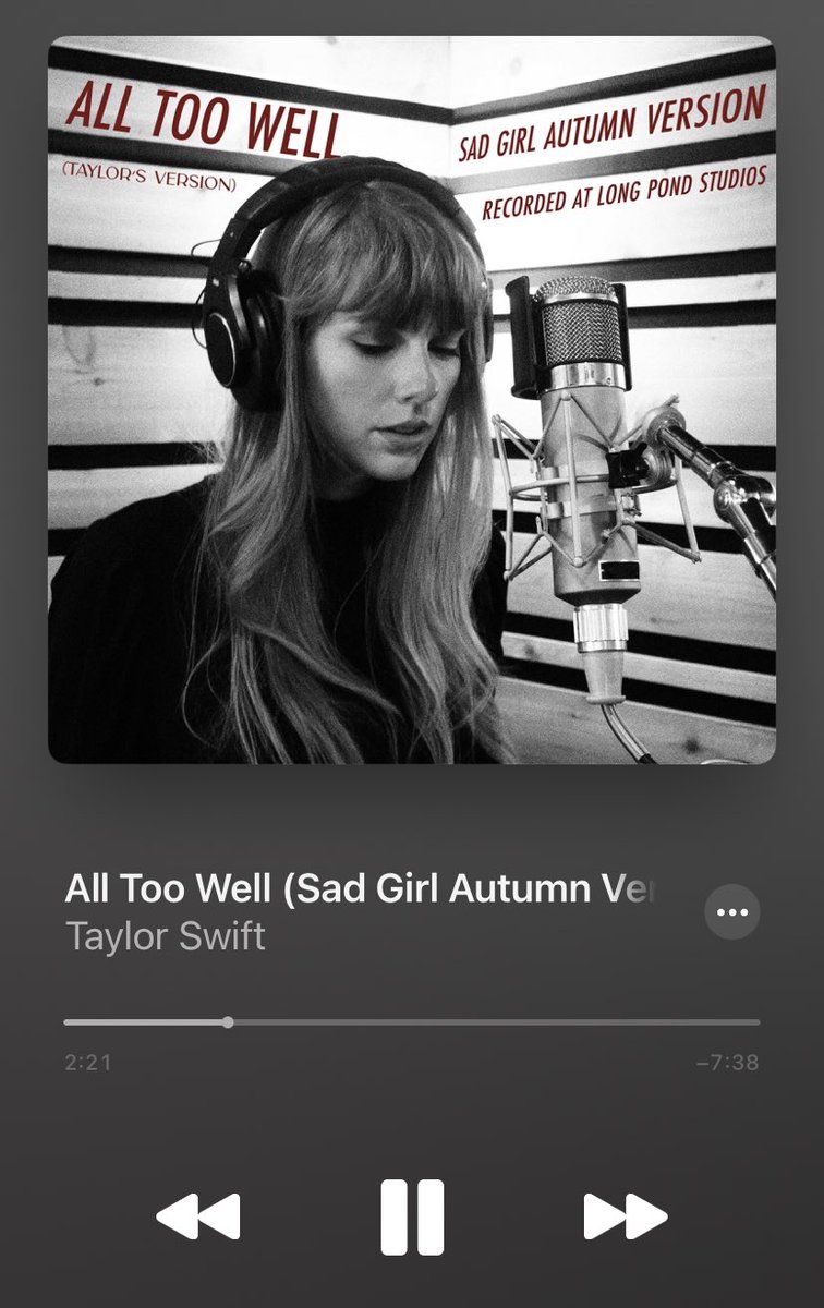 Another day, another version of #AllTooWell10MinuteVersion 😭 thank you @taylorswift13 for making the saddest song even sadder. 🥺❤️ #AllTooWellSadGirlAutumnVersion