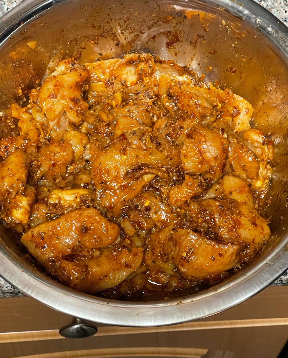 pedrorojas74's tweet photo. Who is hungry and wants me to cook?? #thisguycancook #ketodiet #ketolifestyle #ketochef https://t.co/V9nRSJLikp