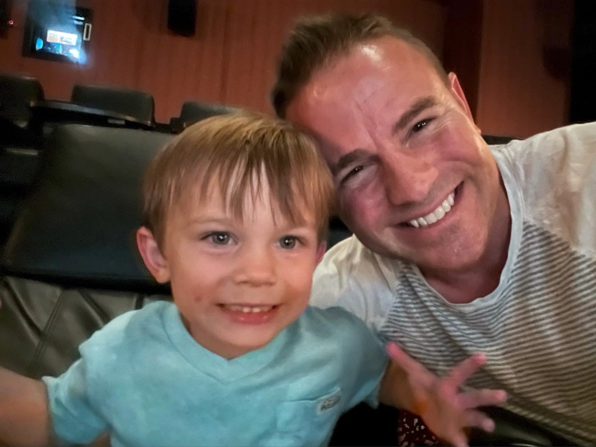 Jake_McEntire's tweet photo. Guys night out as mommy rests. 
I think we’re ALL ready to meet the new baby!! https://t.co/2vdRSuFQ9u