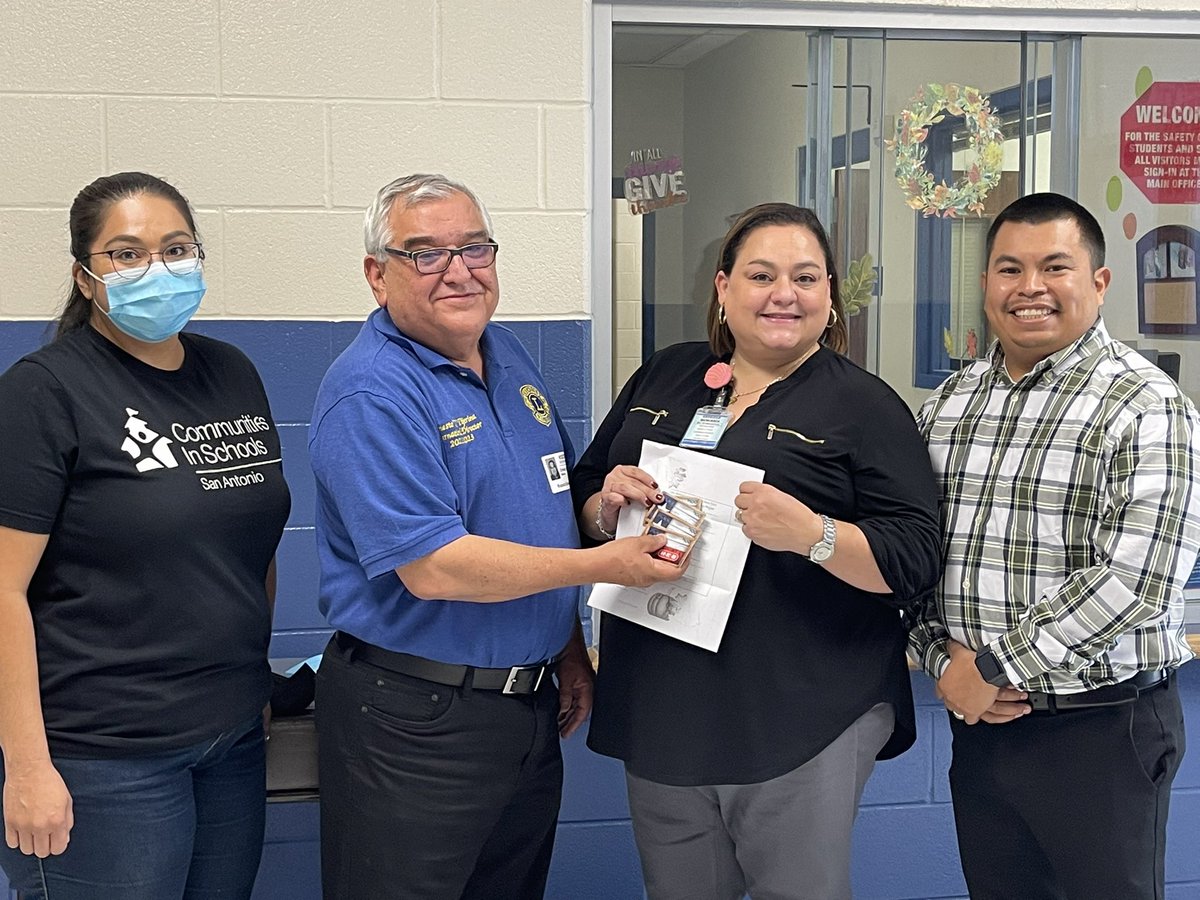 Thank you to the Lions Club <a href="/ErnestoTijerin3/">Ernesto Tijerina</a> for your generous donation to our families!  <a href="/NISDEsparza/">@NISDEsparza</a> <a href="/GGarcia198/">Gabriela Garcia</a> <a href="/HugoOrantes1/">Hugo Orantes, Ph.D.</a> <a href="/JuanitaTijerin3/">Juanita Tijerina</a>