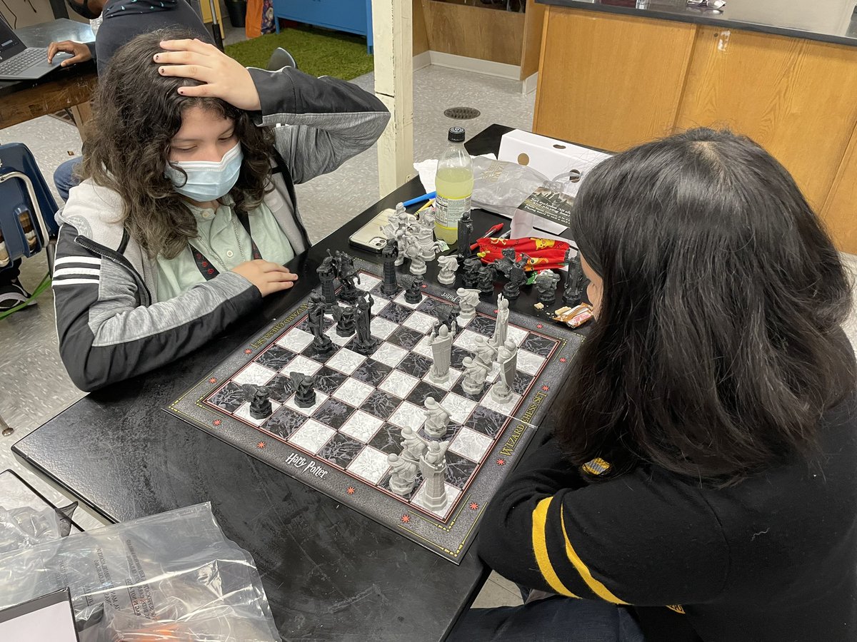 megangingoyon's tweet photo. Taught one of my students how to play Wizard Chess during our Anime/Board Game Club meeting today. Learning chess can definitely be kind of confusing at times! 😂 @DrewAcademy @Mr_CWalker https://t.co/hyd0DeT0Je