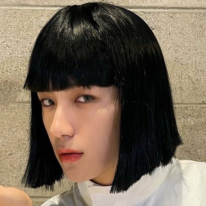 SVTBZFILE's tweet image. hello hyunjaeㅤㅤㅤ          hello joshua
from the boyzㅤ          from seventeen