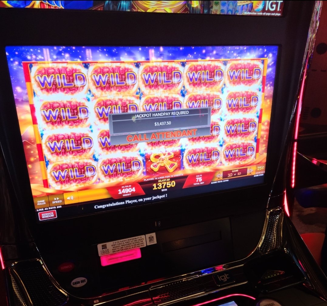 ap_czar's tweet image. Nice scarab hit today in the high limit room... 🤑 #ap #slots