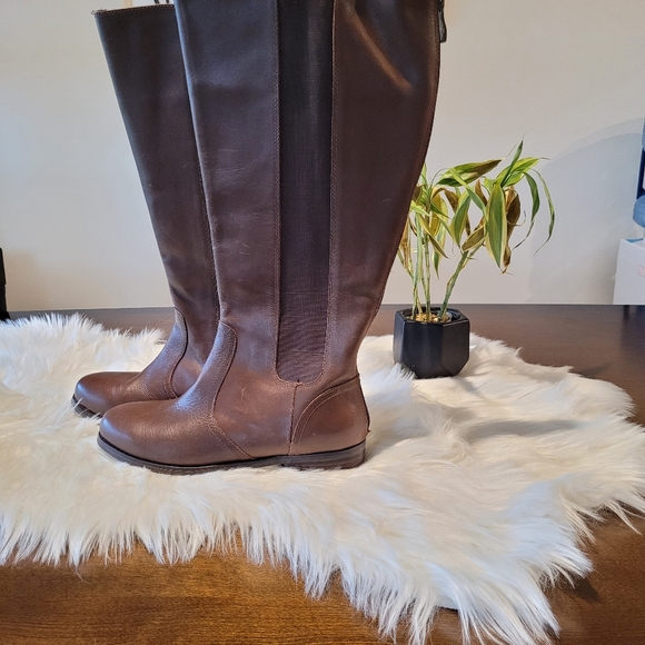 PullinDarla's tweet photo. So good I had to share! Check out all the items I'm loving on @Poshmarkapp #poshmark #fashion #style #shopmycloset #lanebryant #sperry #coach: https://t.co/F3O6EDk3FQ https://t.co/B9R2AUvxgx