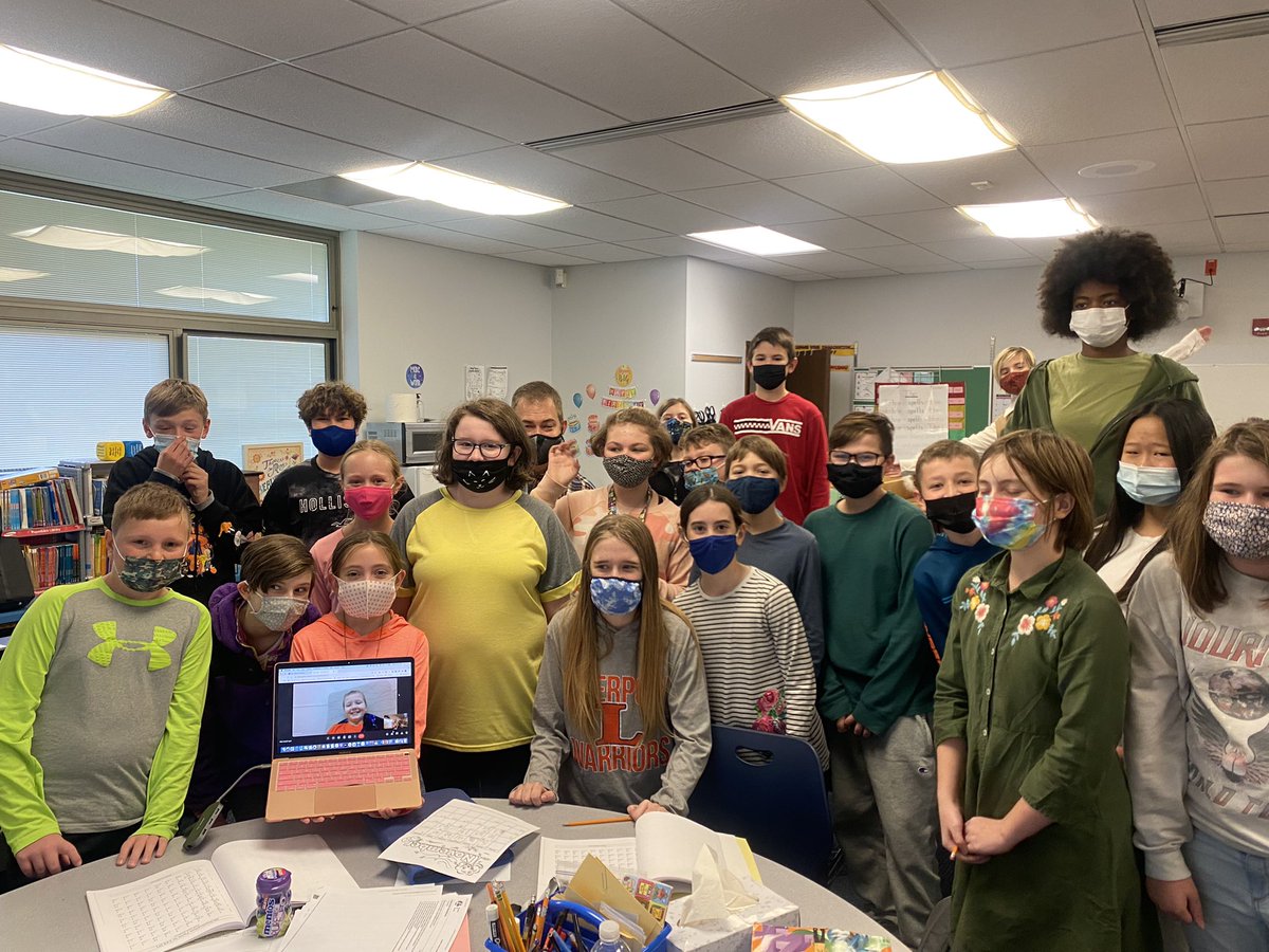 Our hearts are full when we can’t all be together in class - no worries we will find a way to meet ❤️
<a href="/teamMRE/">team MRE</a>
<a href="/TraciJean1717/">Traci Tyler</a> 
@MREgrade6
#StayStrong 
#Missyou 
#Weloveyou