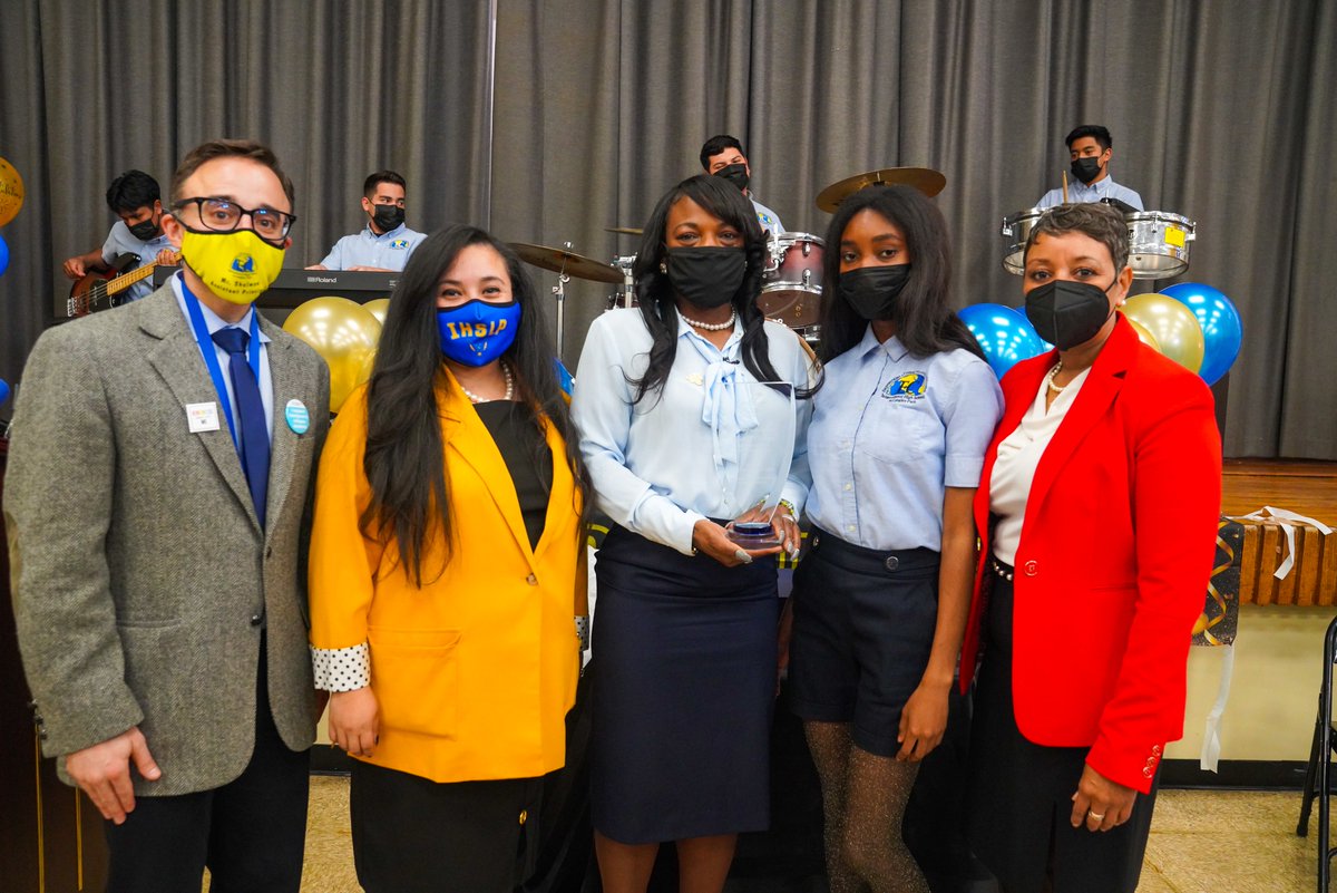 pgcps's tweet photo. "My job in the classroom is to really empower my students and to give them a voice." 

~Global Teacher Prize winner Ms. Keishia Thorpe, International High School at Langley Park @IHSatLP https://t.co/tK12WDhRGv