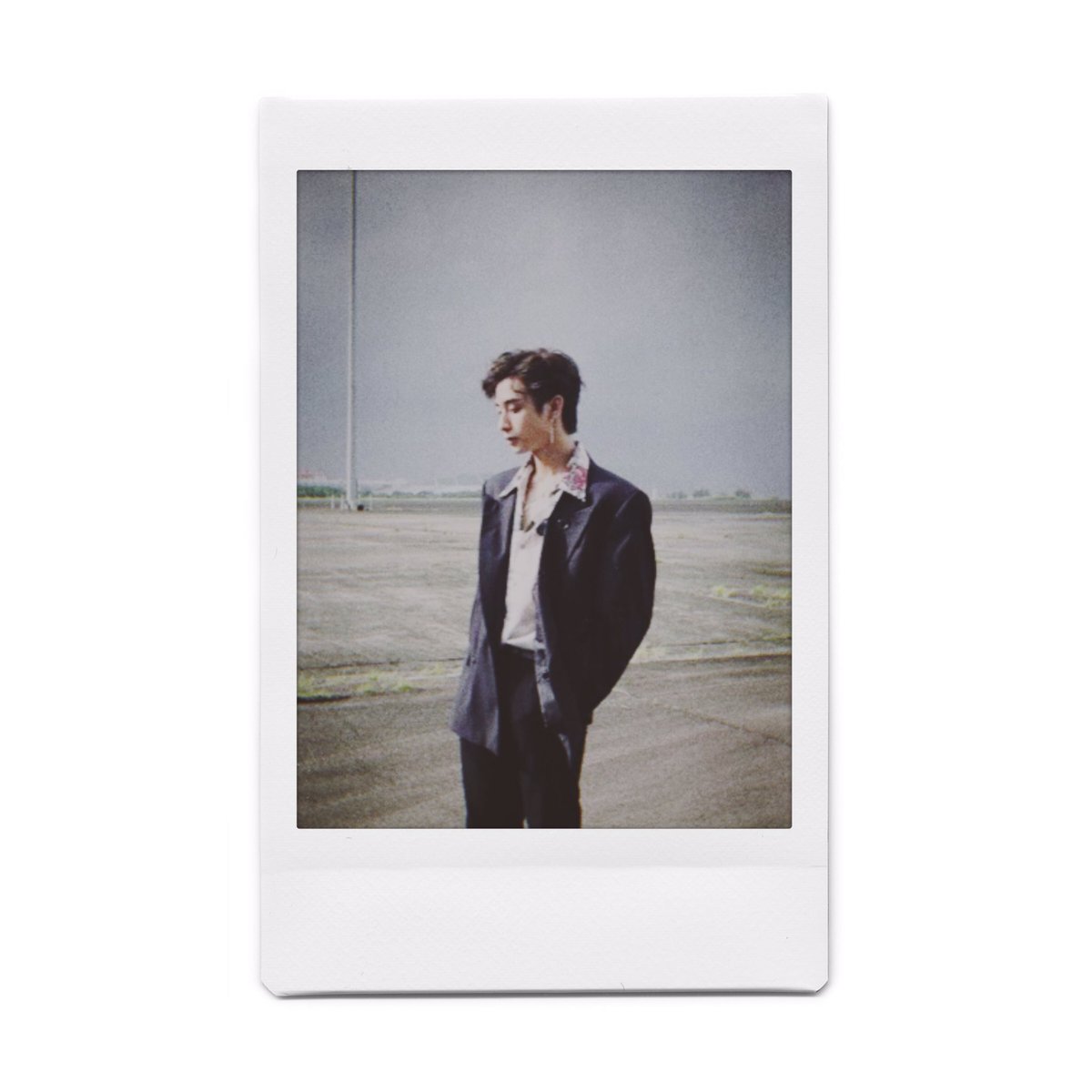 17CLAVERNUE's tweet photo. happy birthday @_onlybgyo! we love you sm 🤍🥳 https://t.co/EUIETlVOV5