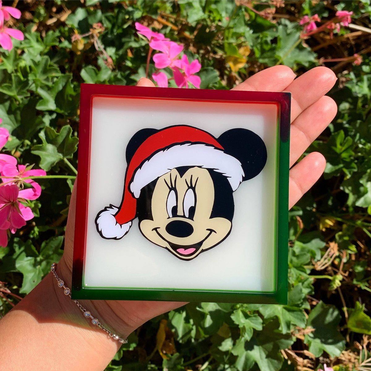 DOPEITSDOLLY's tweet photo. My favorites🎅🏻🎄
IG- @ designsbydnv ✨ https://t.co/lkxpE5guOm