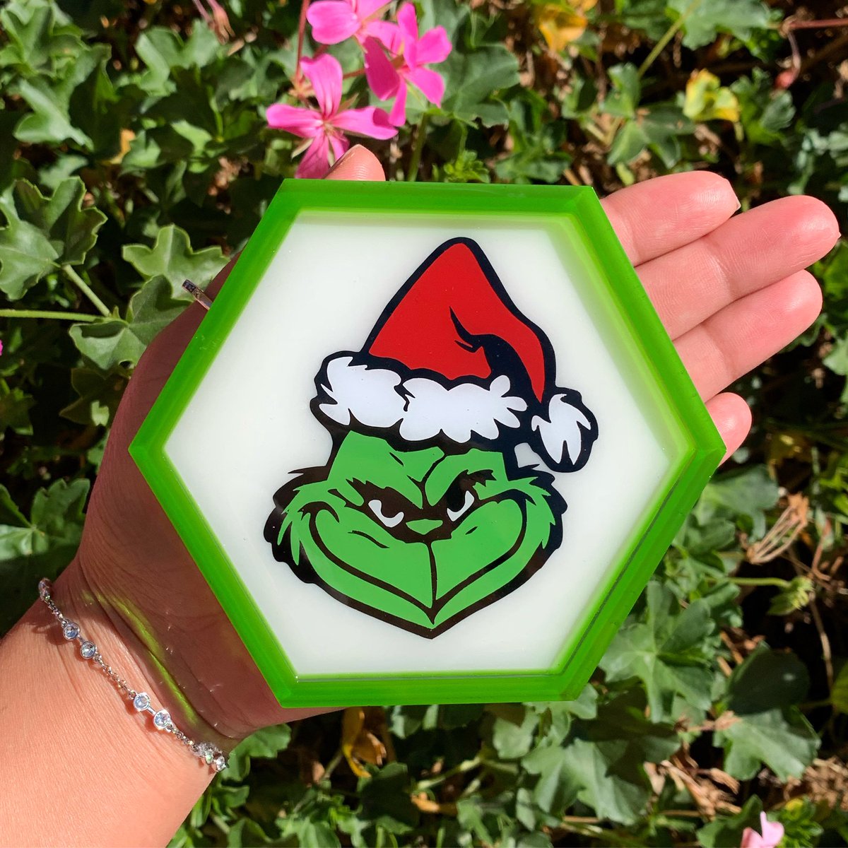 DOPEITSDOLLY's tweet photo. My favorites🎅🏻🎄
IG- @ designsbydnv ✨ https://t.co/lkxpE5guOm