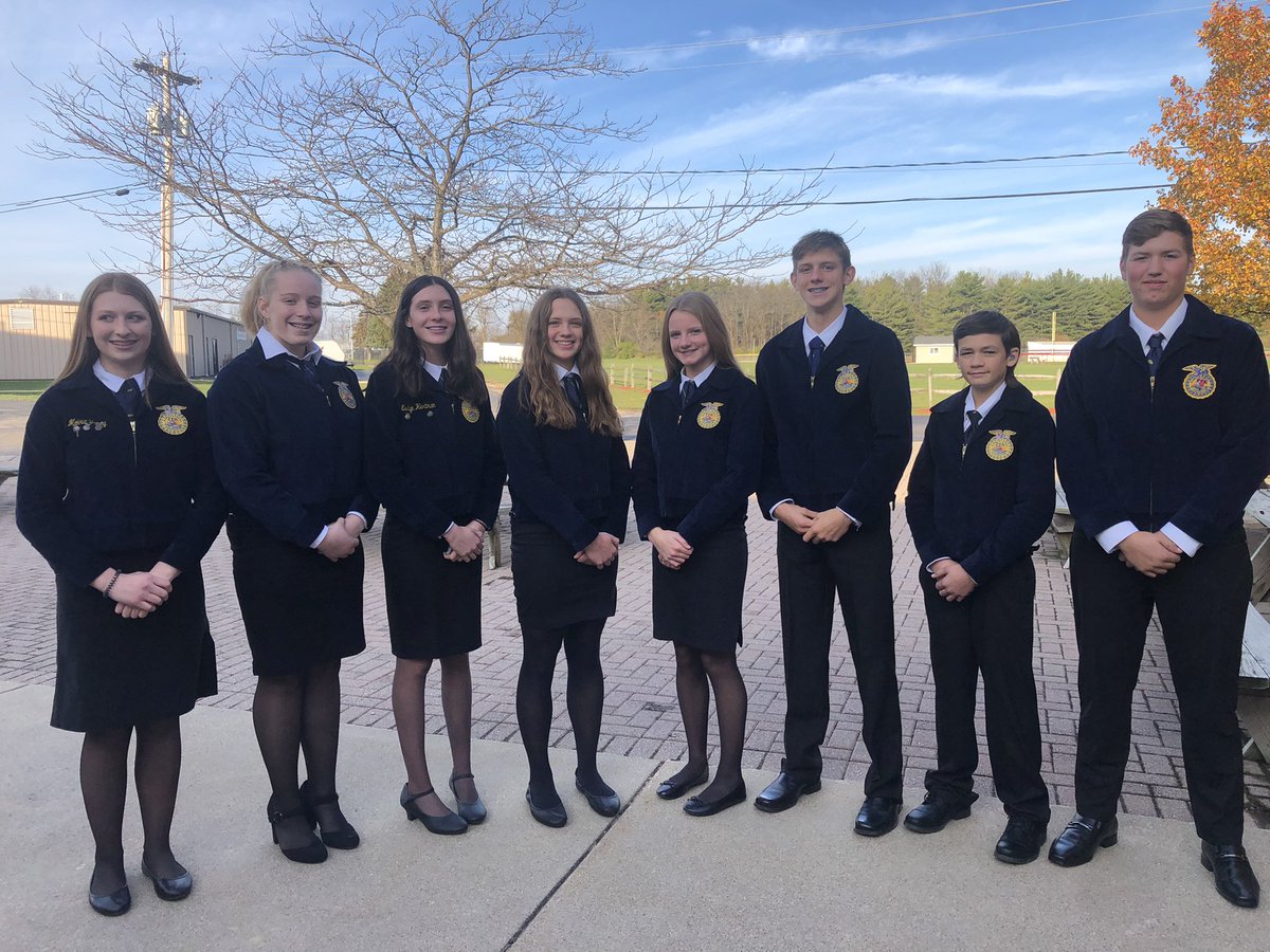 OtsegoFFA's tweet photo. Congrats to our Novice Parliamentary Procedure team for earning 1st in the County. #OtsegoKnights #PentaPride @pentacareerctr https://t.co/ivrJjdcnut
