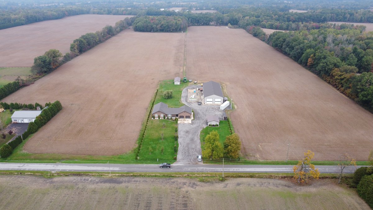 YLRETeam's tweet photo. This Norfolk County farm has so much to offer including a pristine brick ranch-style home, large steel barn, 2 shops, garden shed, and approximately 37+/-acres of workable land. . This property is a must see! #yourlocalrealestateteam #eriesedge #eriesedgerealestate https://t.co/NFYM3QrAUI