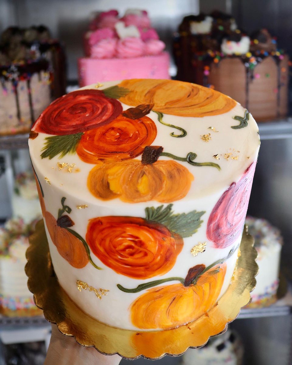 3sweetgirlscake's tweet photo. โจFree Cake Friday is here!โจ
This beautifulllllll hand-painted buttercream cake could be yours!
Enter to win on Facebook or Instagram!
#3sweetgirlscakery #baketheworldhappy #cincinnati #cincinnatibakery #giveaway #cincyeats #yum #fallcake #cincycakes #paintedcake https://t.co/KYn6BBSXWk