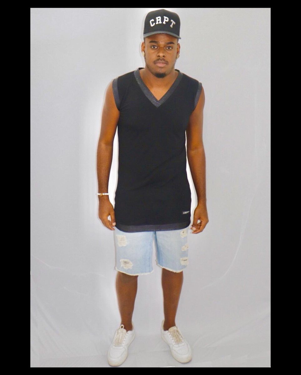 workinsilence01's tweet photo. 🔥Collection SUMMER🔥 ahhhh o verão Promete né!? Então para passar seu final/começo de ano BEM a vontade essas regatas diferenciadas e bem leves, juntamente da nossa T-Shirt Red para quem já está no espírito natalino❤️💣
•
•
https://t.co/U0SobW5PZ4…
•
https://t.co/s7CQABVj7z https://t.co/ixVT0hOaiQ