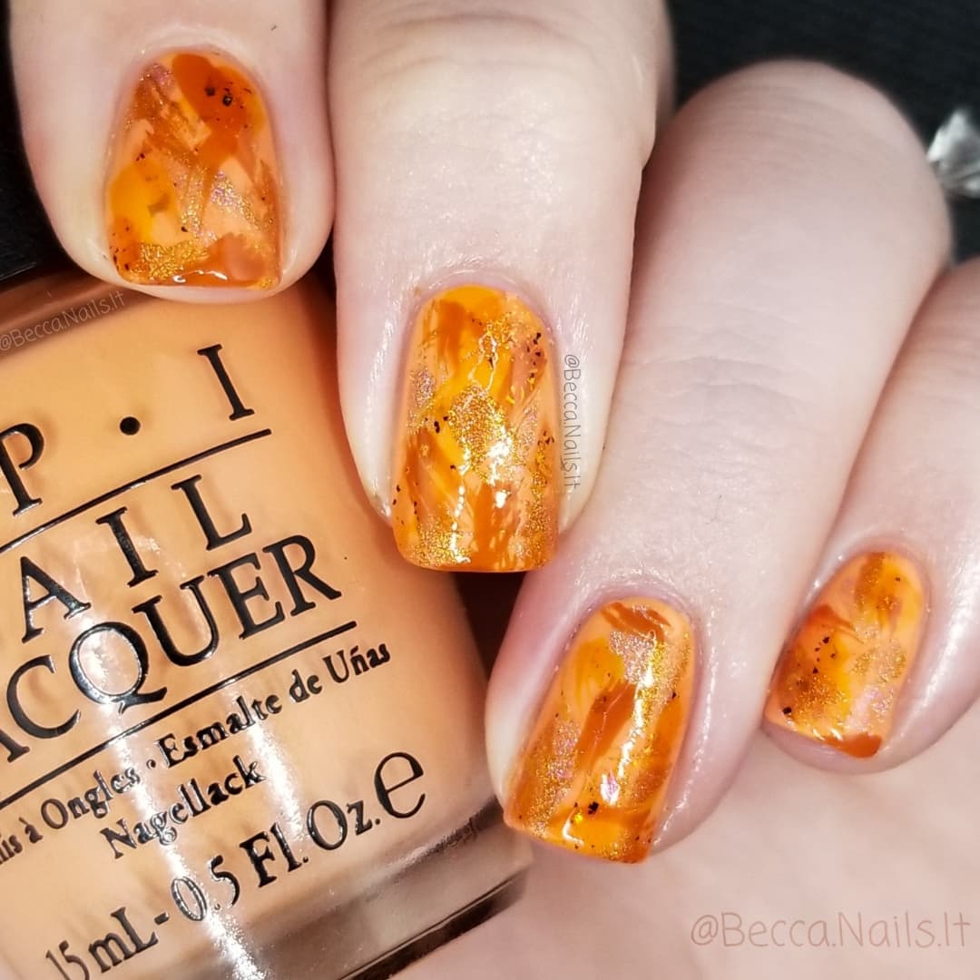 BeccaNailsIt's tweet photo. My addition to the abstract mani collab this month. Hosted by @/2sistasnails and @/hgirl_nails 

This months theme was color family, I decided to stay in the orange family for fall. I went with a dry brush design this time around. Be sure to check out  #NovemberAbstractCollab https://t.co/DKozf6FDOt