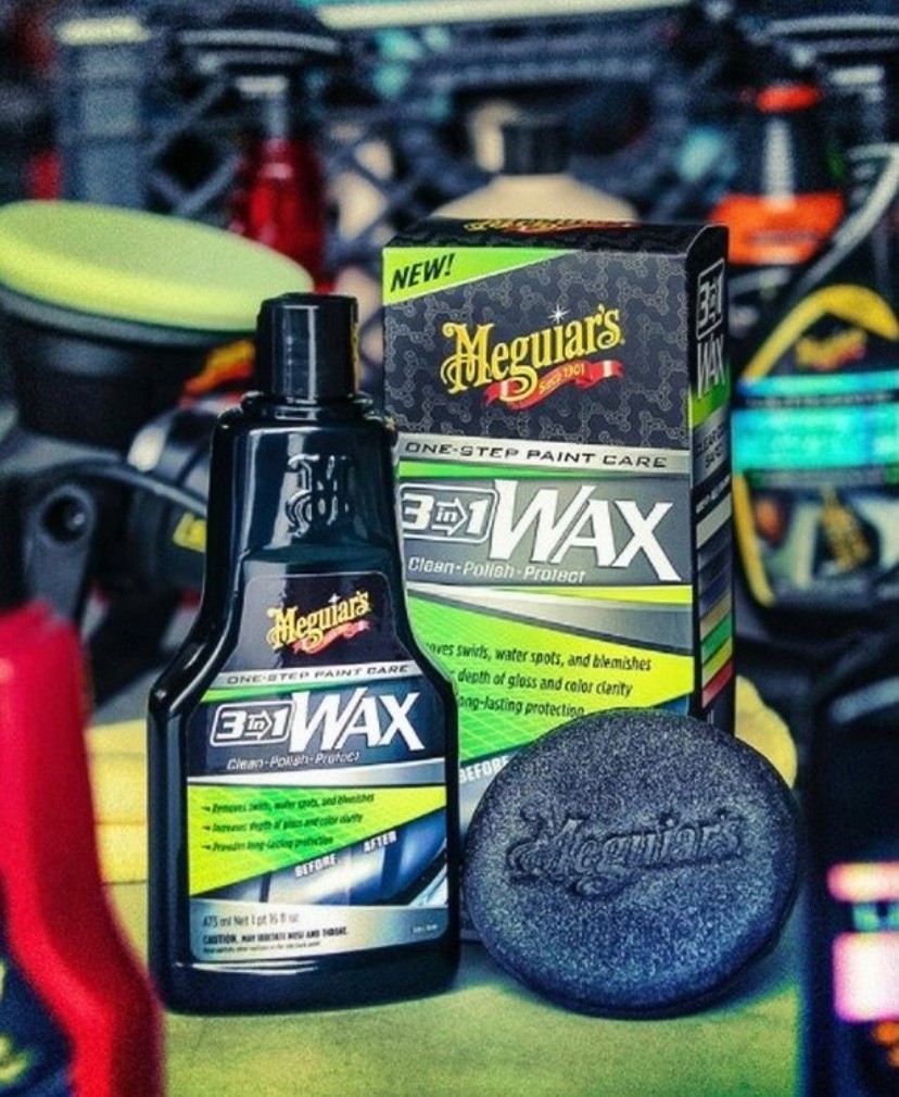 Meguiars's tweet image. Do you dream of getting amazing results while working even less? 😳
That must be a dream, right? No, it’s just 3-IN-1 Wax! 😍

#meguiars #cleanerwax #threeinone #carwax #cardetailing