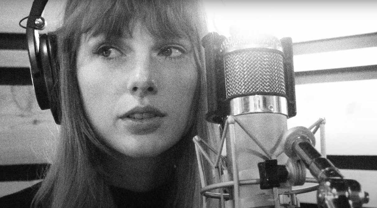 Taylor Swift Updates🧣 tweet media