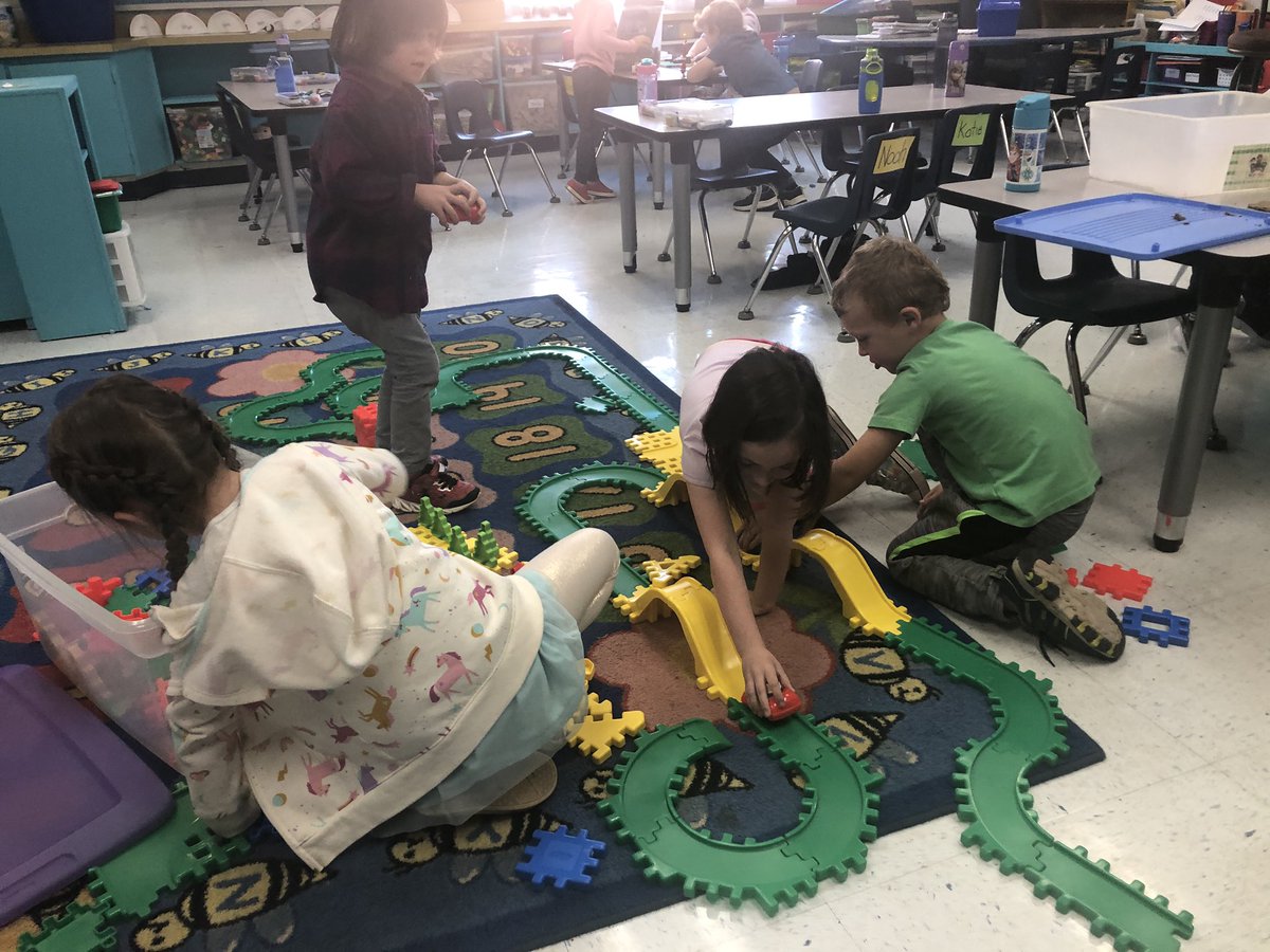 gves_smith's tweet photo. Waffle blocks have definitely been the favorite center this week! @GreenValleyElem https://t.co/zmvzxuEOgA