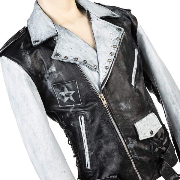 wornstar's tweet photo. Wornstar Custom - Jacket - Fueled By Rock N Roll White Wash
https://t.co/KkbBx8XBAS
#wornstar #wornstarclothing #wornstarcustomchopshop #customleatherjacket #fueledbyrocknroll #stagewear #streetstyle #rockefashion #unisex https://t.co/NE1RGYpPe6