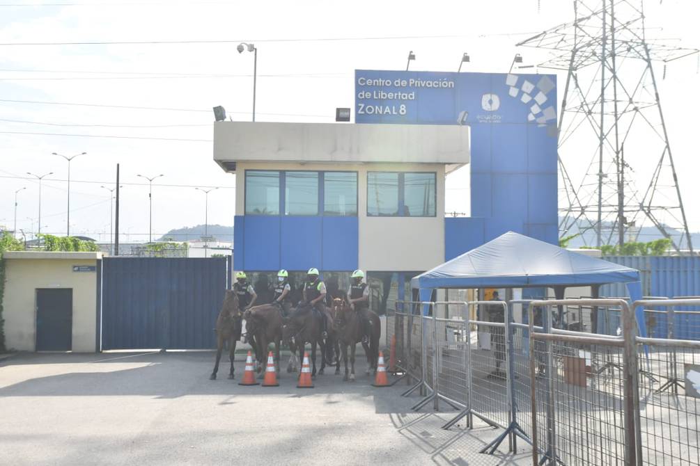 eluniversocom's tweet image. Un reo fue hallado sin vida en la cárcel Regional de #Guayaquil ► ow.ly/kgts50GQtqc