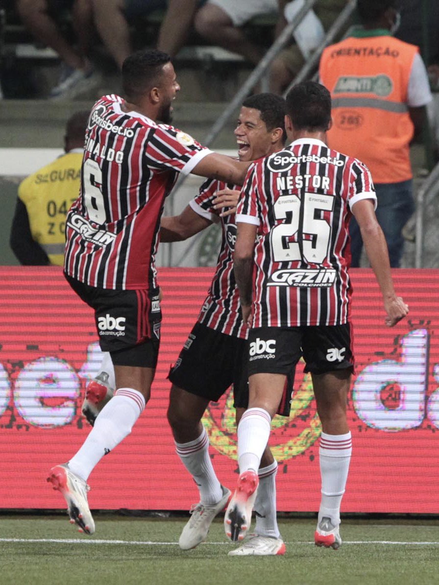 SaoPauloFC's tweet photo. Vamos juntos! Vamos, São Paulo ❤️

#VamosSãoPaulo 🇾🇪 https://t.co/yxA2CEArl5