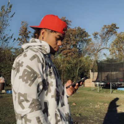 _raebernardo's tweet photo. #NewProfilePic https://t.co/F79e4FcvMw