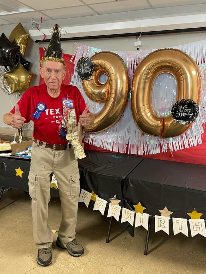 _abigailvaldezz's tweet photo. the funniest, nicest man turned the big 90 today. here’s the cutest picture of Alfredo for y’all to enjoy! 🥺💗 (I stole this pic lol) https://t.co/wiRDTab6K2