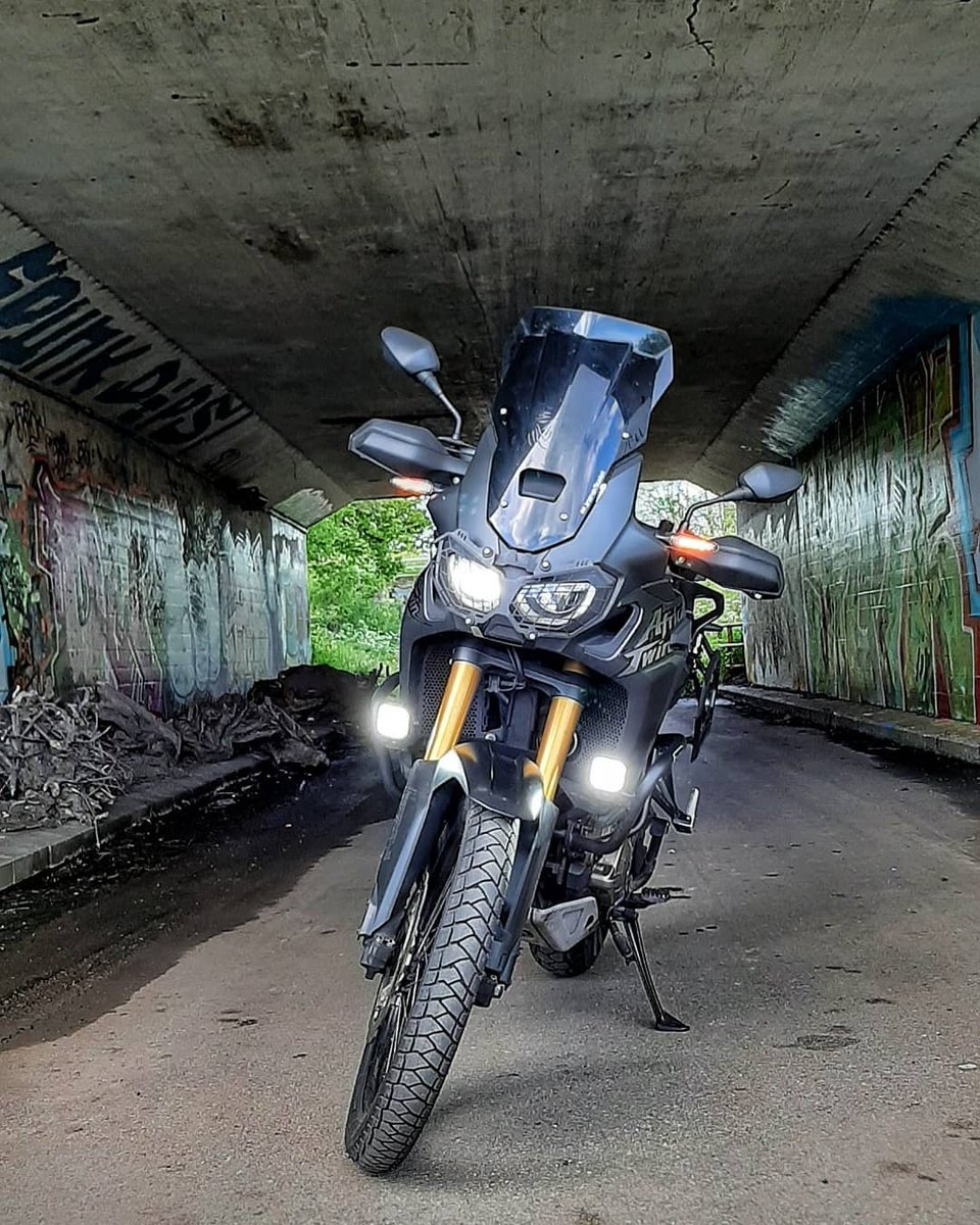 DenaliLighting's tweet photo. What can we say? We are suckers for bike shots under bridges!
📸@dutch_africa_twin
#DENALIElectronics #DENALIlights https://t.co/C5Z5cRM8FV