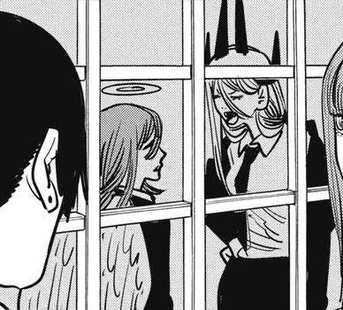 power is 164cm tall while angel is 149cm tall LMAO THE DIFFERENCE 