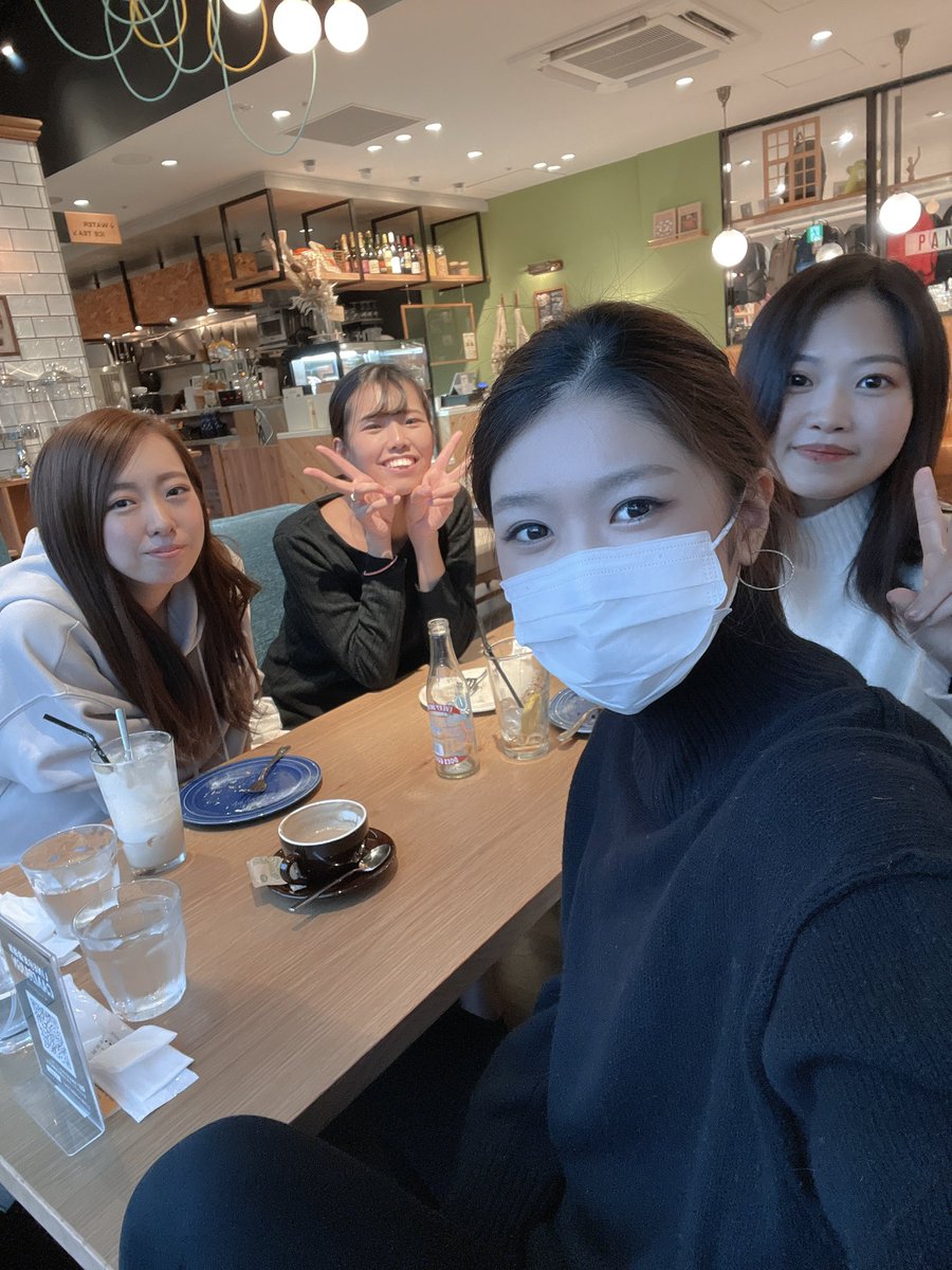 saorippi_112's tweet photo. ひさびさついったー🕊
高校の時からの友達と久しぶりに集合
変わってない部分もあるけどみんな大人になってた🥺🤍🤍
懐かし話が楽しかった〜ꪔ̤̮♡ https://t.co/B1n1pYe21E