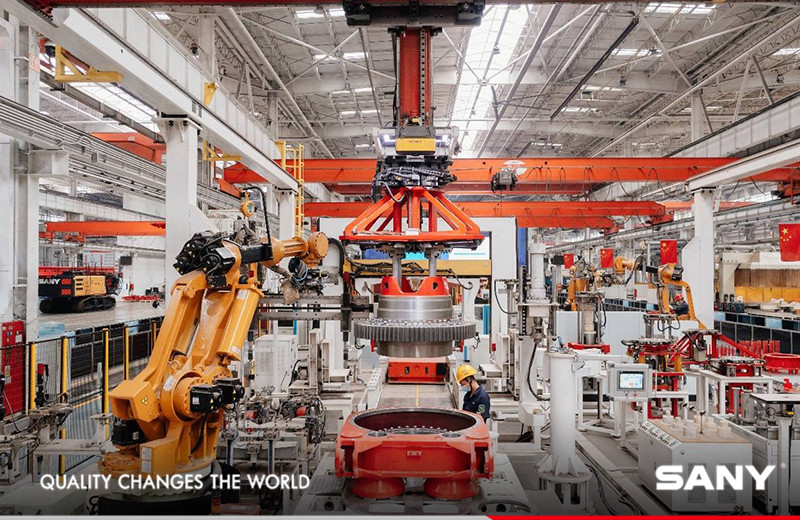 SanyGroup's tweet photo. SANY factory certified as the world’s first Lighthouse factory in heavy machinery industry by the Davos World Economic Forum. Learn more at: https://t.co/1ZlRXcWhGM #SANY #Lighthousefactory #WEF #pilingrig https://t.co/cL8eQGvXho
