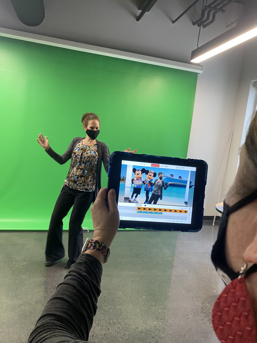 KatyPond2's tweet photo. The USTEM teachers had a lot of fun exploring the things we can do with our classes and the green screen and @DoInkTweets! I can’t wait to see what the kids come up with! @TosaUnderwood https://t.co/Q8csdipFx4