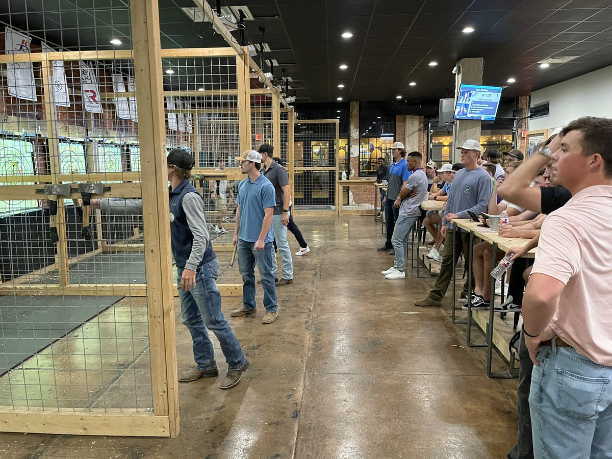 ACU_Baseball's tweet photo. 🪓 🎯 🪓

Annual night at Abilene Axe Co.

🏆 @Trevor_jackson7 &amp; @Egli_70 
🥈 @carter_sells &amp; @BashRandle https://t.co/1lceyEJQqL