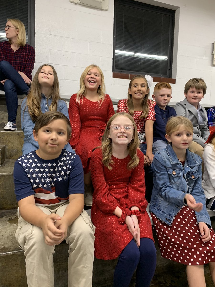 MrsCwhaley's tweet photo. They clean up pretty well!! https://t.co/dBLnQlxw02
