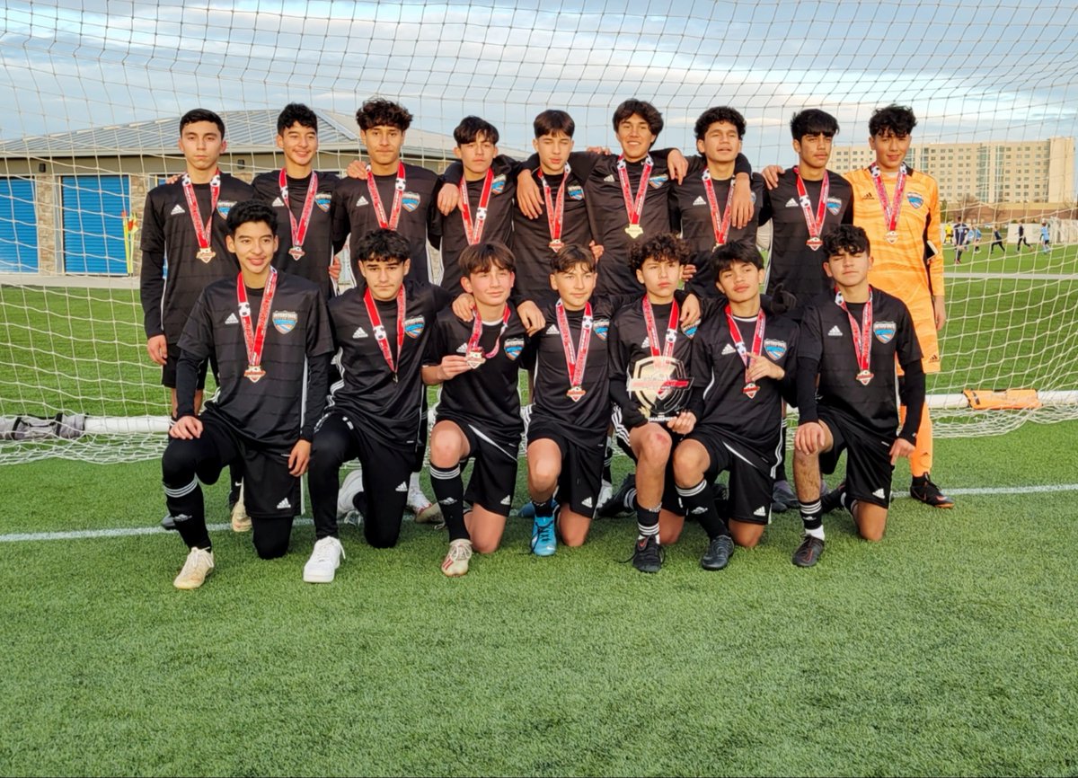 interstate_sc's tweet photo. ¡Tuvimos cuatro equipos que viajaron a Kansas City el último par de fines de semana y los cuatro tuvieron éxito! ¡Felicitaciones a las chicas U11 - finalistas, chicas de secundaria -  finalistas, chicos U17 - finalistas y chicos U16 - campeones! ¡Buen trabajo! #UnaComunidadUnClub https://t.co/hu2PMS6Mj5