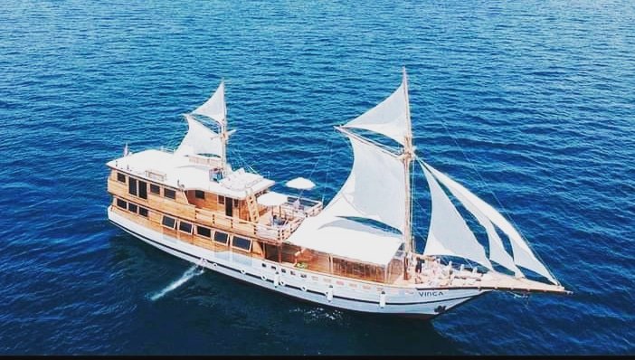 andykomodotour's tweet photo. Let's join Explorer komodo National Park https://t.co/0839KvTjcy