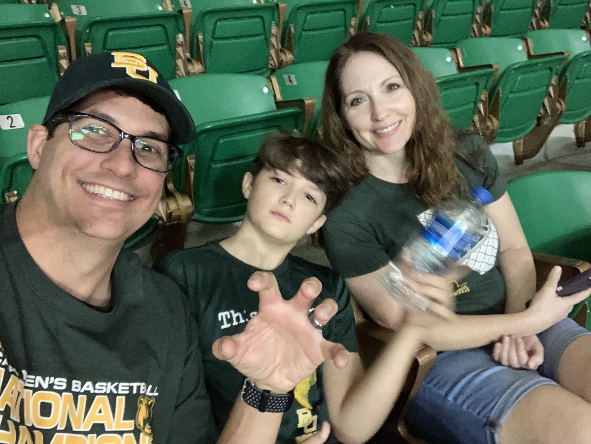 drdan31's tweet image. Enjoying a blowout at the Ferrell Center!@BaylorMBB #SicEm